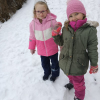 Mraveneček stůně dál