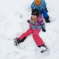 Mraveneček stůně dál