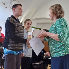 JARNÍ DROZD
