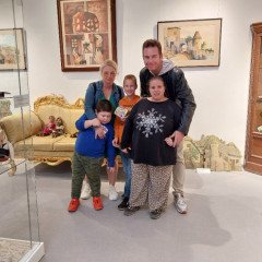 Výstava Loutek na Alšovce