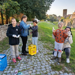 II.ZŠS -Ukliďme Česko 25 -aktivity v parku a ve třídě