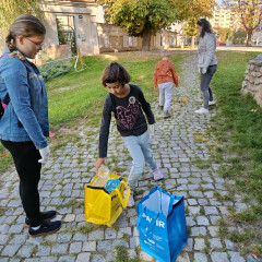 II.ZŠS -Ukliďme Česko 25 -aktivity v parku a ve třídě