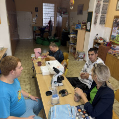 ´´Mikroskopie´´ s paní učitelkou Mgr. Margoldovou