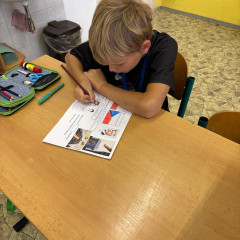 Školní projekt Volby v demokratické společnosti