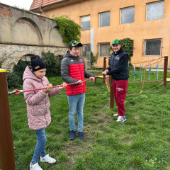 Na hřišti je zábava!