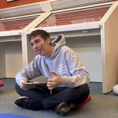 ZNOJMEM STO LET TAM A SEM - EDUKACE