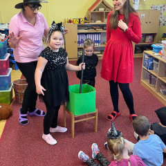 My se duchů nebojíme, dýně pěkně rozsvítíme