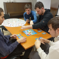 DeskoHraní -  aneb máme rádi deskové hry