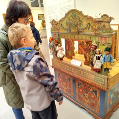 II.ZŠS-v muzeu- Loutkárna na Alšovce 11-25