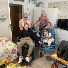 Třída,Adélka nemocná