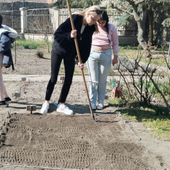 Jarní práce na zahrádce