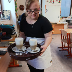 Návštěva školní kavárny III