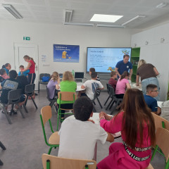 Projektový den -  Smart Bricks Kyberbezpečnost a Vývoj naší planety