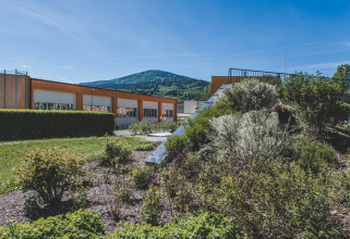 Vážení rodiče, žáci, zaměstnanci a přátelé školy, skončil úspěšný školní rok 2024/2025.