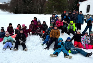 Za sněhem a lyžemi: páté třídy vyrazily na Šumavu