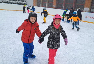 Druháci na bruslích