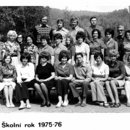Fotogalerie pedagogického sboru před rokem 1989 | 