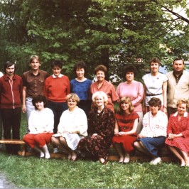 Fotogalerie pedagogického sboru před rokem 1989 | 