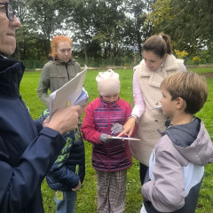 Tajenka Lesní stezky ve školní zahradě