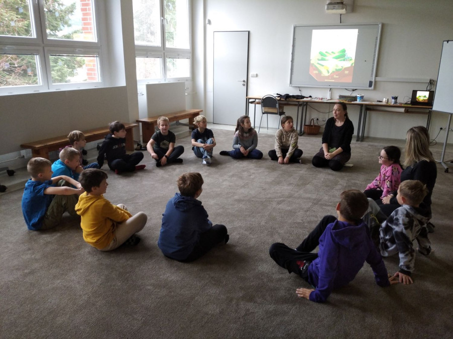 Setkání s panem „Uhlíkem“ aneb uhlík všude kolem nás