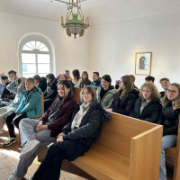 Osmáci v synagoze