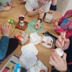 Velikonoční zdobení vajíček