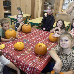 Dlabání dýní v ŠD - 2. odd