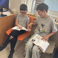 Třída 3. B na návštěvě v knihovně