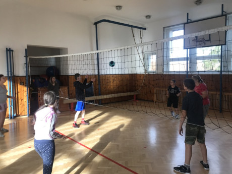 Školní turnaj v přehazované